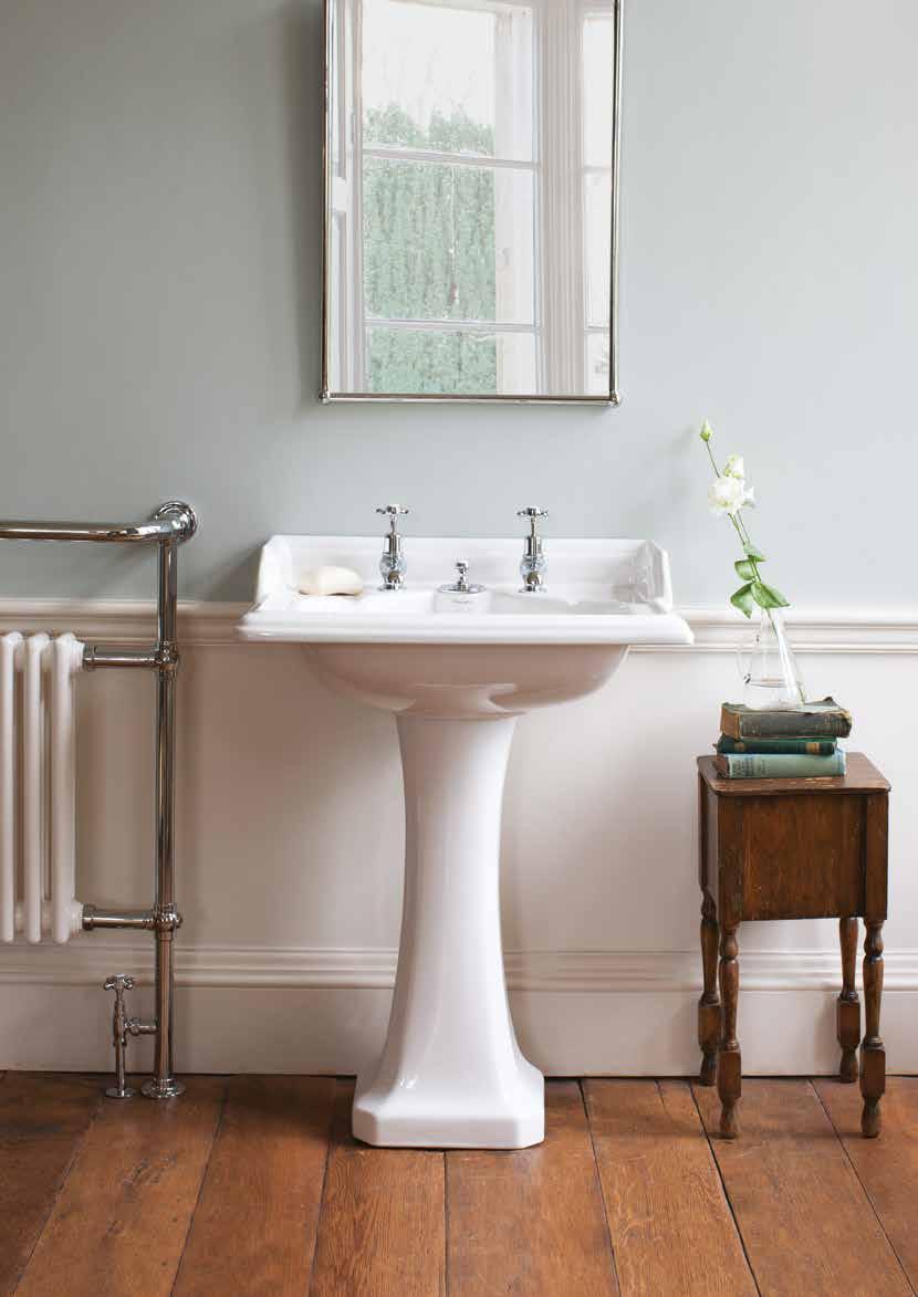 CERAMICS Bloomsbury radiator with angled radiator valves, Rectangular mirror, Classic basin invisible overflow with standard