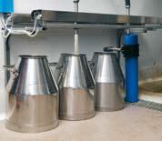 Milk quality control From the oil-free air compressor to the special teat cleaning cup and food grade stainless steel milk transfer lines milk quality is prioritised in the DeLaval VMS.
