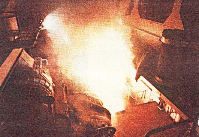 AMOCO WHITING MAIN ENGINE ROOM 1980 LIVE FIRE TESTS WITH HALON 1301 Key factors for safety after agent discharge in Fire Compartment Fire product toxicity Heat &