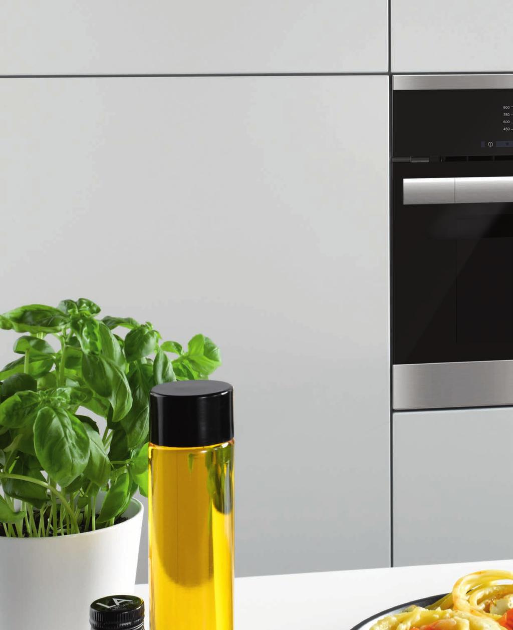 As Individual as Your Taste Technology Meets Style Miele Built-In TopControl Microwave Miele microwave ovens, with controls
