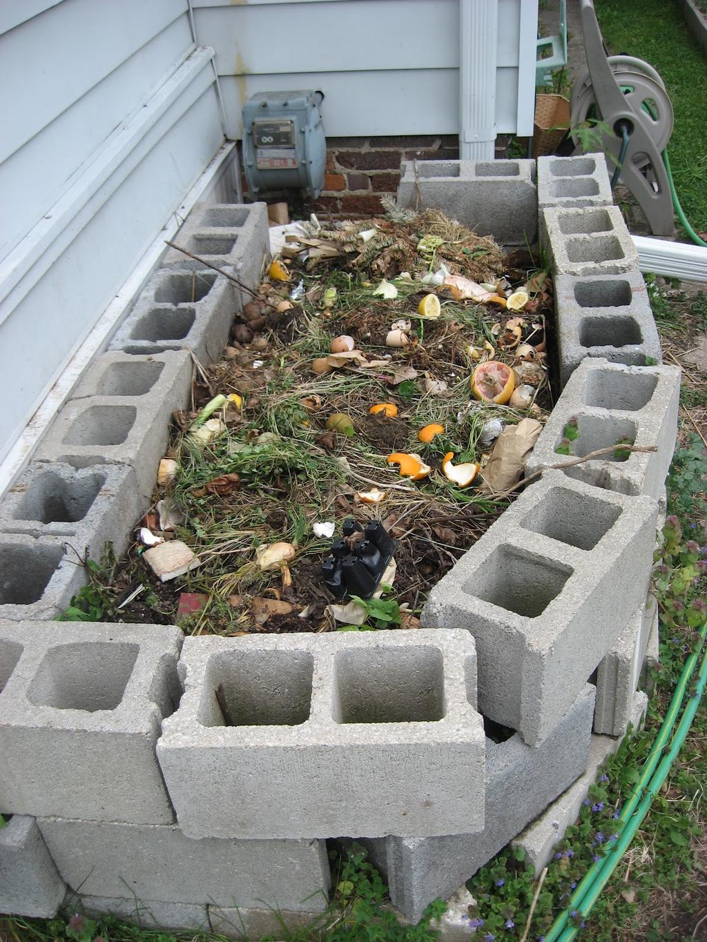 Photo representation: Vermiculture: Vermiculture is a form of composting that relies on worms to help break down organic matter.