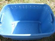 Vermicomposting The container 8-12 deep 1 sq ft per pound of kitchen waste/week Adequate drainage is needed Provide a lid to
