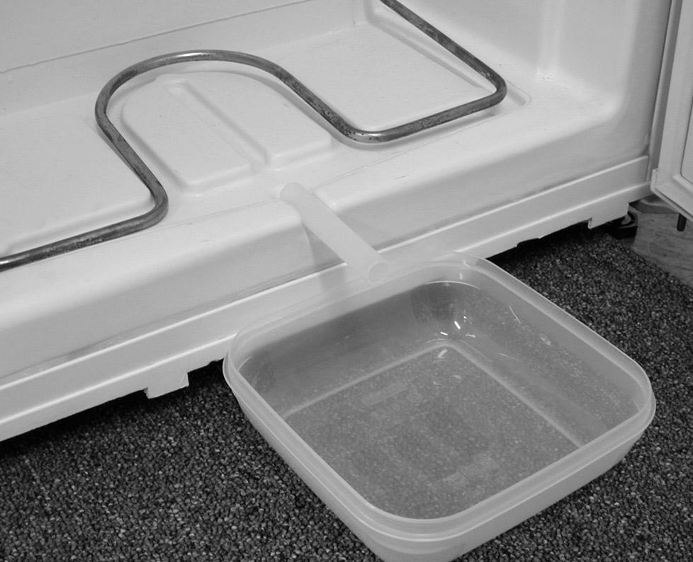 Defrosting Defrosting Regular use of your appliance causes ice to gradually build up on internal surfaces increasing the running costs of your appliance.