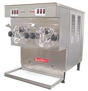 DESIGNED FOR HIGH VOLUME APPLICATIONS 20 Gallons per Hour 5 Quart Evaporator Capacity - per side AUTO-FILL SYSTEM FOR CONTINUOUS PRODUCT SUPPLY!