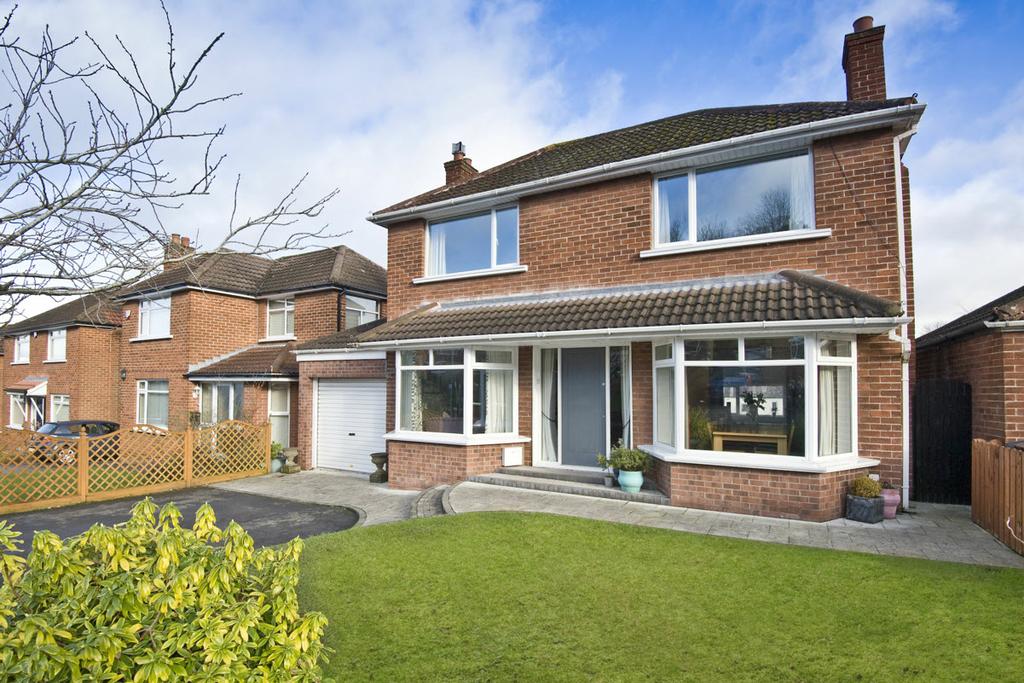 Photo Please fit in text box This attractive, double-fronted, detached villa is located in a quiet cul-de-sac in the popular area of Richhill in Ballyhackamore.