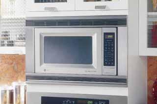 COUNTERTOP: SENSOR CONTROLS These models include Scrolling Display Sensor Cooking Controls for Beverage, Popcorn, Potato, Vegetable, Chicken/Fish and Reheat pads Time Cook I & II Auto Defrost/Time