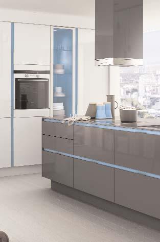 SieMatic S3 laminate and SimiLaque surfaces, matt and gloss SieMatic S3 Wood Laminates Lotus White Magnolia White Greige
