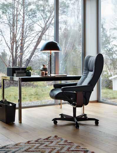 With the combination of comfort and mobility, the Stressless Home Office chair provides the perfect seat ensuring that at the end of the day, all your hard work has