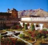 the only two gardens in the fort were designed as Mughal moonlight gardens.