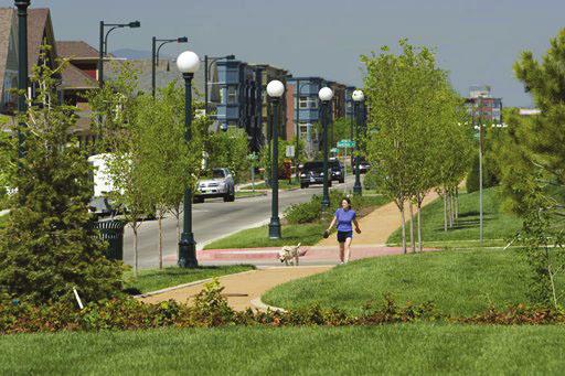Provide short and direct pedestrian and bicycle connections between residential uses, retail uses, and open space.