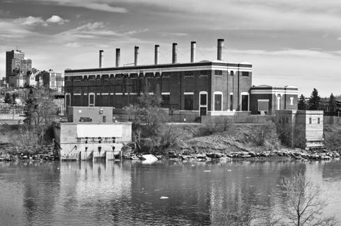 THE ROSSDALE POWER PLANT: PRESERVATION AND RENEWAL ROSSDALE REGENERATION GROUP Summary & Recommendations In March of 2013 Edmonton City Council and EPCOR began to review the status and viability of