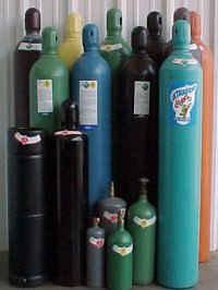 COMPRESSED OR LIQUEFIED GASES, STORAGE OR USE Cylinders, valves, regulators, hose and other apparatus and fittings for oxygen shall be kept free from oil and