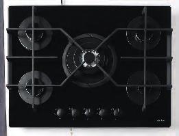 This 5-burner ceramic gas hob in shiny black glass features neat controls for a clean and uncluttered hob surface.