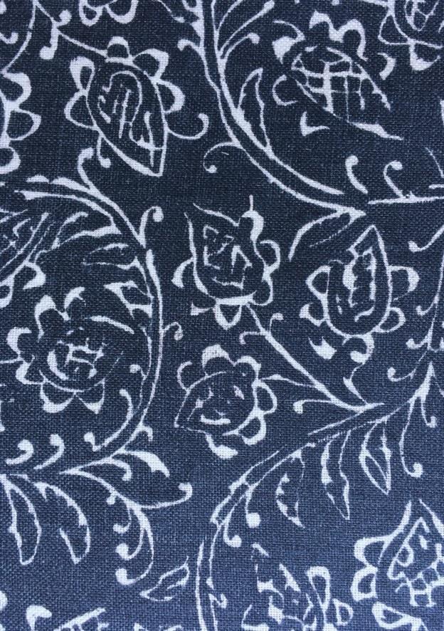 Taupe / Beige Blue / Black / Red Dove / Black / Grey Warner Toile An English design originating from the 17 th century and hand-block printed by Warner &