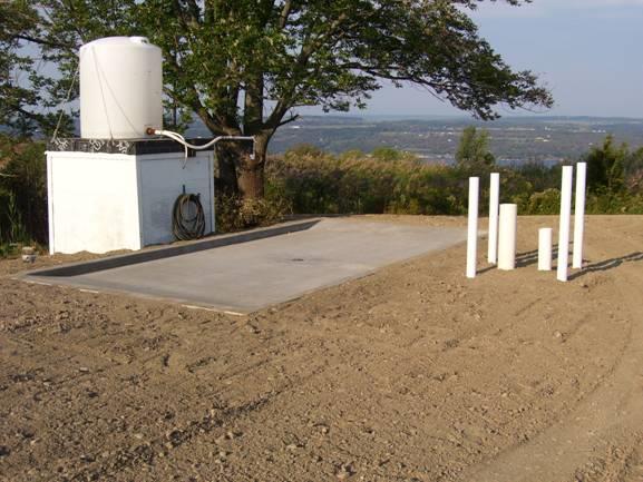 Containment Systems Collection Pads When large amounts of pesticides are used Made of waterproof material Must have curbs, walls or be concave to hold largest