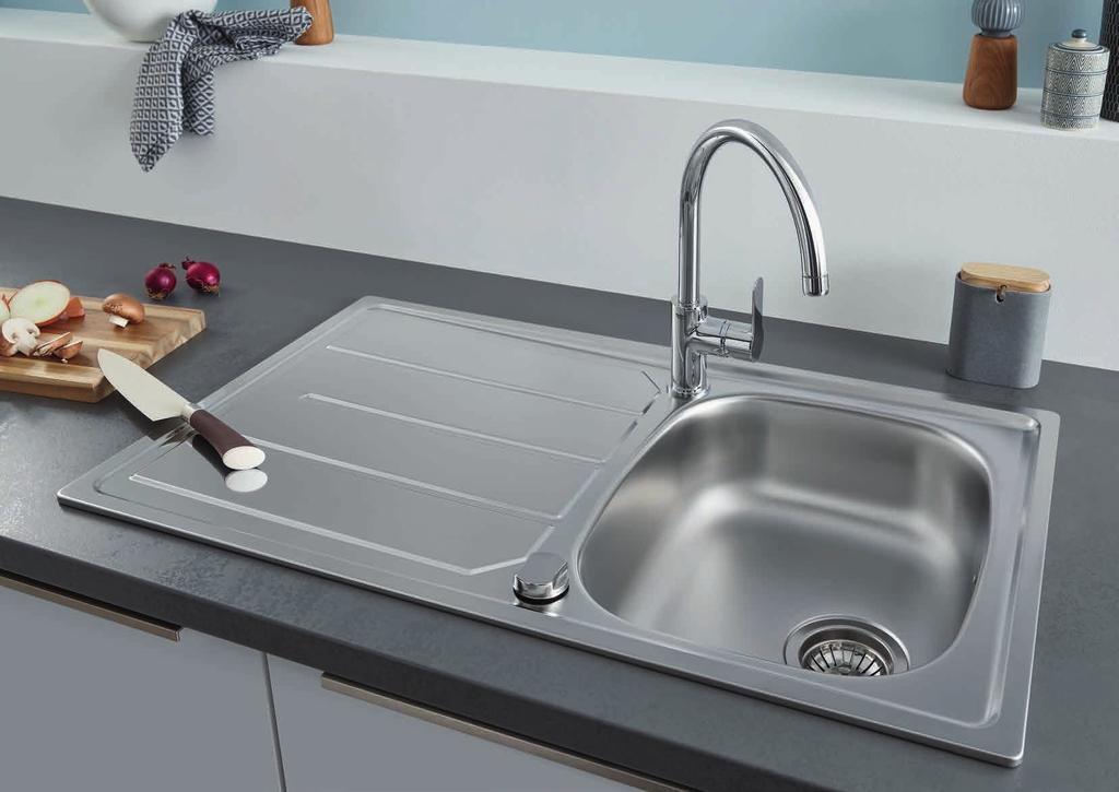 GROHE KITCHEN SINKS K200 SERIES GROHE K200 SERIES Versatile design that is a perfect fit for every home, the K200 sink is a durable, practical option for busy kitchens.