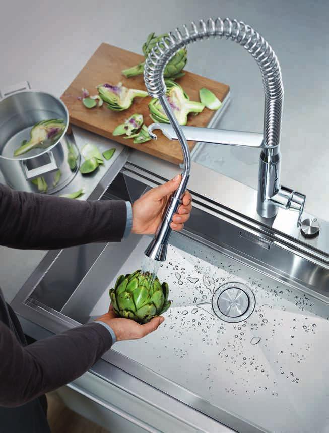 GROHE sinks have been designed to fit every type of kitchen scheme, with a range of innovative, modern designs perfect for your space.