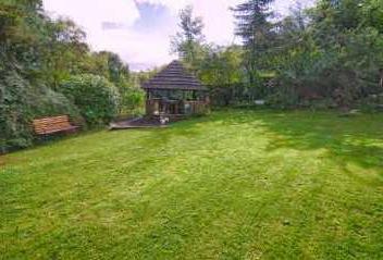 Woodlea, Reacliffe Road, Rudyard, ST13 8RS Offers In The Region Of 390,000 (Subject to Contract) Description * DELIGHTFUL INDIVIDUAL DETACHED BUNGALOW * SET IN AN IDYLIC PEACEFUL LOCATION