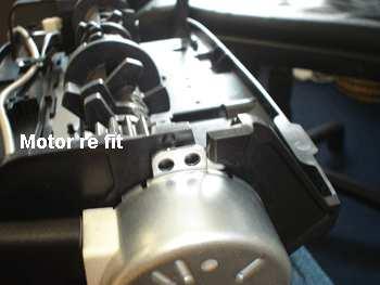 try to put the motor in the right position before inserting Once fully pushed in turn the