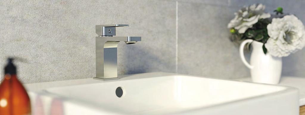Bath/Shower Mixer with Diverter Push operated diverter Solid