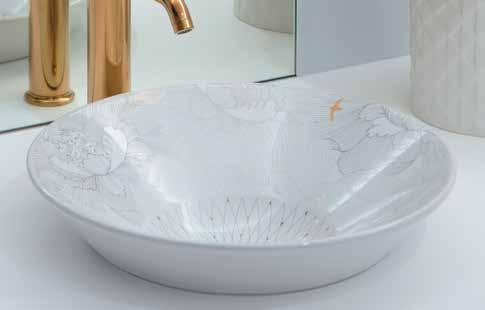 RRP: $2640 Code: 14223-SMC-0 Lavinia Glass Vessel Basin 483 Optimal Water Delivery Location 102 48 41 An organic funnel shape and slender, refined