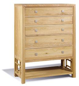 2610 Scottsdale Tall Chest 40W 20D 56H Five drawers / HushGlide drawer system Open Area - 35-1/2W 19-3/4D 10-1/4H Oak
