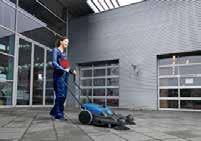 FLOORTEC 480 M - Manual Sweeper Manually operated sweeper for indoor & outdoor maintenance of hard surfaces Folding handle for easy storage and transport Light and strong hopper with carrying