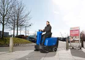 With a compact design this sweeper combines a 1000 mm sweeping path, 360 manoeuvrability, user-friendly operation and low maintenance costs.