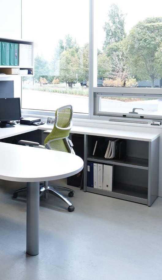 SHARED / PRIVATE OFFICE A private-shared hybrid Foster collaboration with shared worksurfaces, storage and space Accommodate concentrative work through clearly delineated individual work areas