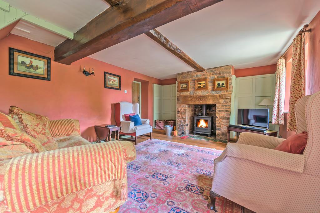 Stone House is located off a quiet rural road leading from the B4371 to the quaint village of Cardington.