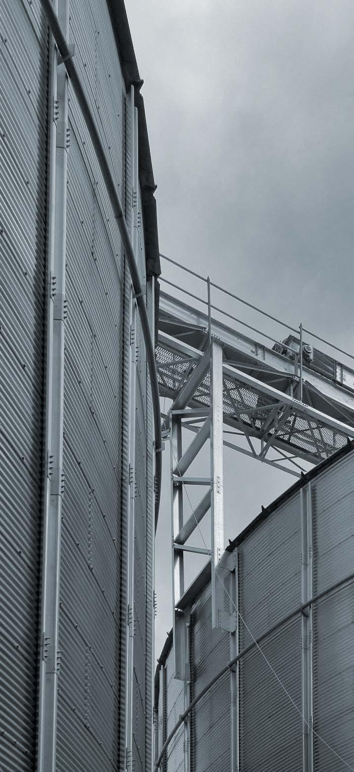 Grain House Co. available bins for grain storage: Commercial Bins are designed only for storage cool dry and free-flowing grain.