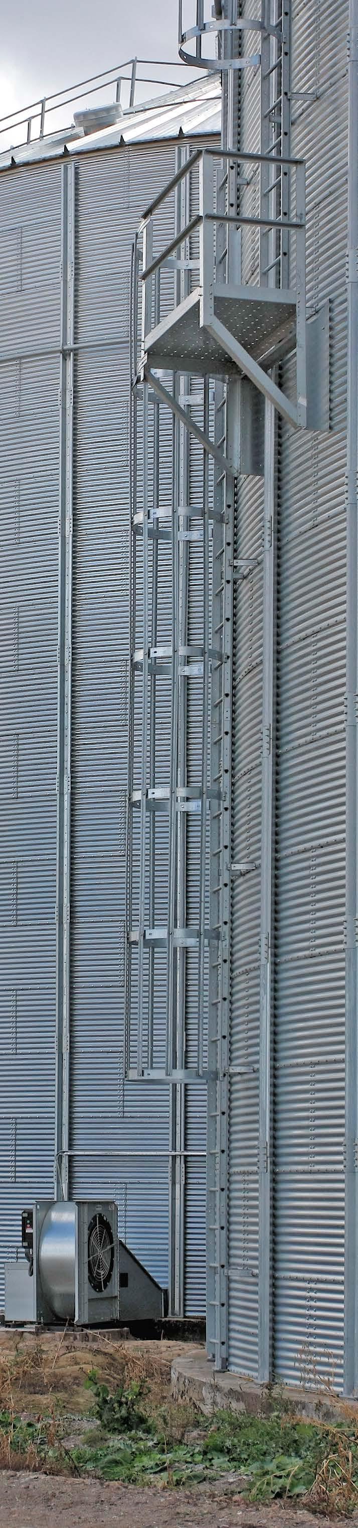 Farm Bins (Non-Stiffened and Stiffened) Farm Bins (Non-Stiffened and Stiffened) up to 5 rings are designed to provide general drying and grain storage.