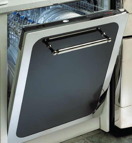 With these endearing attributes, this dishwasher is the smart choice for your Classic kitchen.