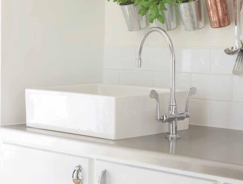 Rustique White Colour Currently enjoying a design renaissance from its rustic origins, these timeless sinks use simple, honest