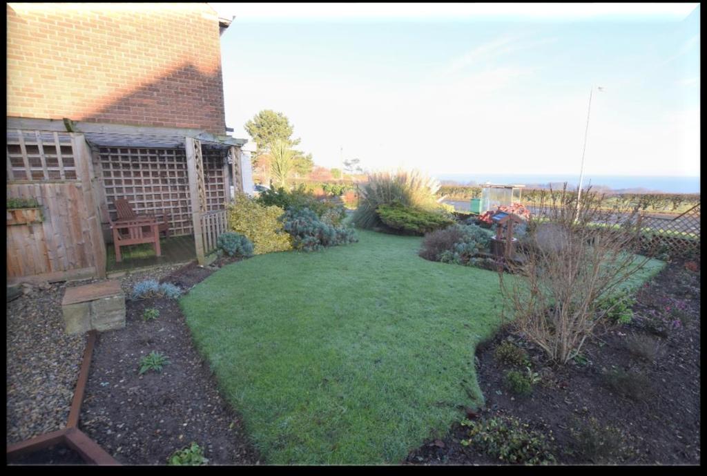 In super order throughout with delightful sea views from the front of the property this immaculate four bedroomed detached house has much to offer and is likely to appeal to a variety of purchasers