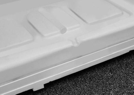 SAFETY & INSTALLATION Installation Levelling: Level the fridge freezer when it is in its final location by adjusting the front feet, until firm contact is made with the floor.