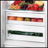 8 Adjustable humidity vegetable/ fruit crispers Customizes the storage environment