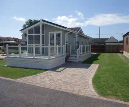 Arundel Single A place where one can enjoy endless peace and tranquility, surrounded by luxurious decor It was only a matter of time, that following the introduction of the stunning Arundel 20 wide,