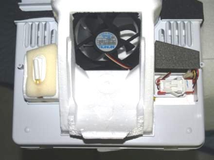 2 connectors: Fan, Sensor Dry connector