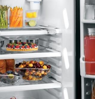 Side-By-Side Refrigerator Feature Highlights ANGLED