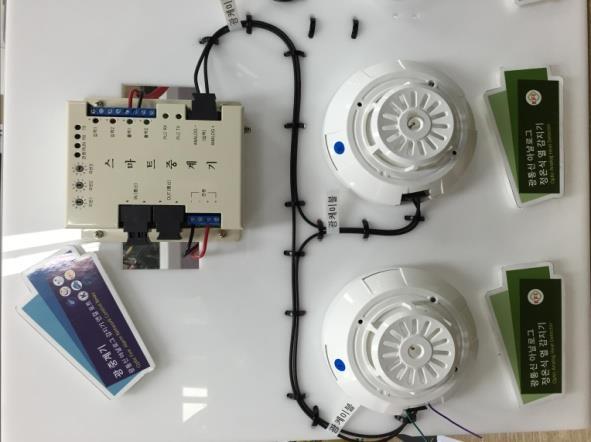 the 1, 2, 16 and 32 fire detectors ➅ supply the DC24V power to the master code transmitter ➆ supply DC24V to the each code transmitter ➇ set the oscilloscope with the following table 2 and connect