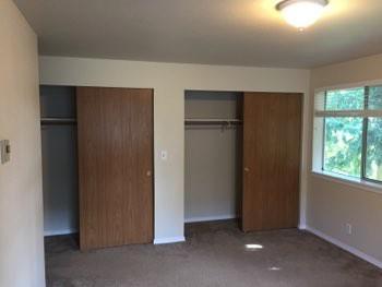 1. Bedroom Master Bedroom Walls and ceilings appear in good condition overall.
