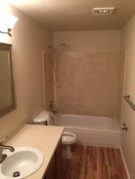 1. Room Hall Bathroom1 Ceiling and walls are in good condition overall. Accessible outlets operate.