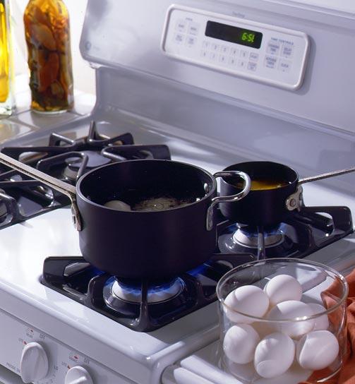COMPLETING THE RECIPE FOR QUALITY COOKING Advanced temperature control is only one of the features that gas ranges offer.