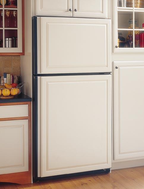EXCLUSIVE CUSTOMSTYLE REFRIRATORS: NOW IT S EASIER THAN EVER TO ACHIEVE THE BEAUTIFUL BUILT-IN LOOK OF A CUSTOM KITCHEN.