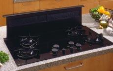 Sealed Burners help contain spills from dripping beneath cooktop for easy cleanup.