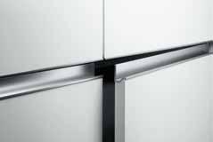 8 cm Bar handle Position: on both sides for double doors Colour: O19 aluminium polished O13 aluminium coloured Height: 20.6 or 37 cm Width: 1.