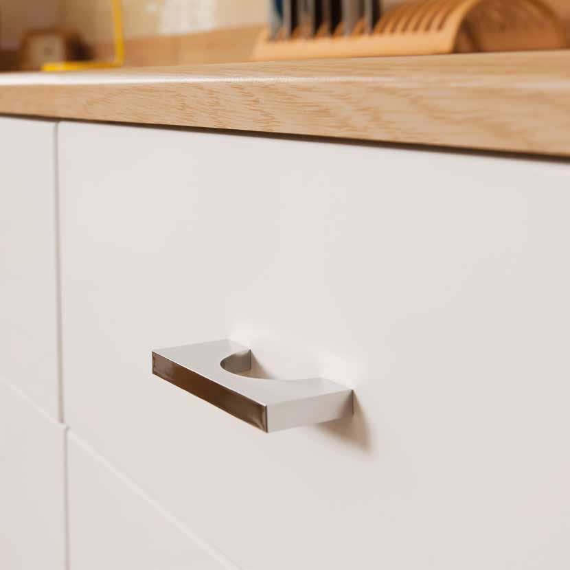 FROM contemporary TO CLASSIC WE HAVE every handle for every occasion POLISHED CHROME SPHERE BRUSHED CHROME LINEA SQUARE OSLO PIN CLASSIC BRUSHED CHROME KNOBS AND handles