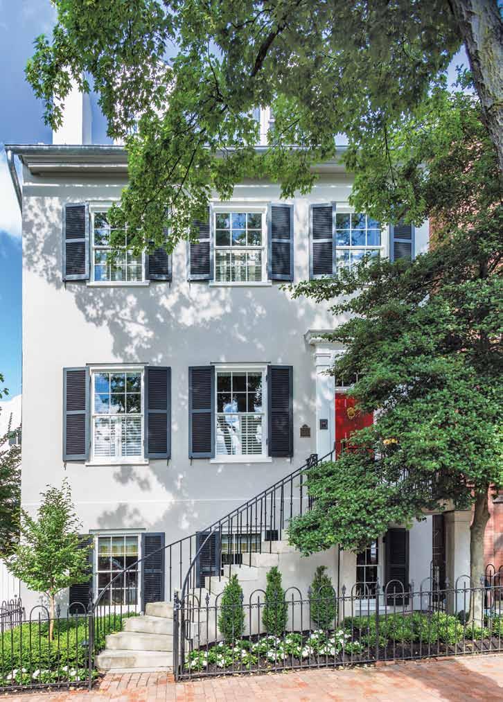 When a young, successful entrepreneur purhased a circa 1791 townhome on an idyllic treelined street in Georgetown, the phrase you can t judge a book by its cover had never been truer.