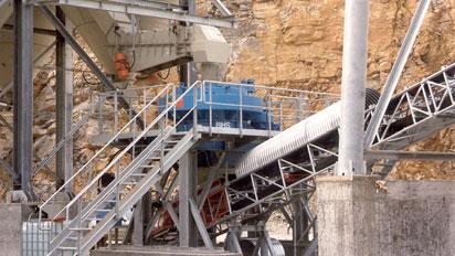 production of cubical shaped aggregates Rotor centrifugal crusher with anvil ring